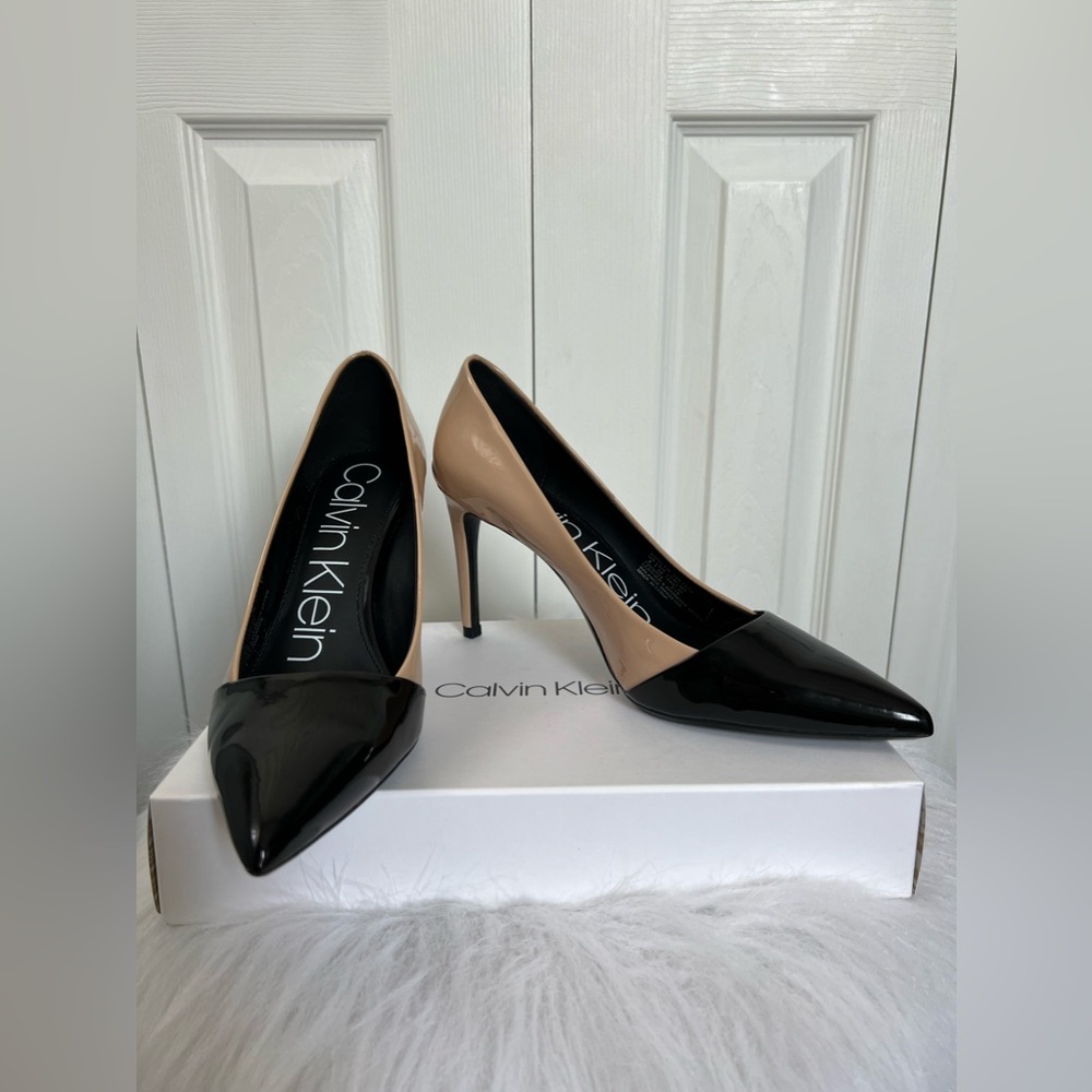 Calvin Klein Pumps